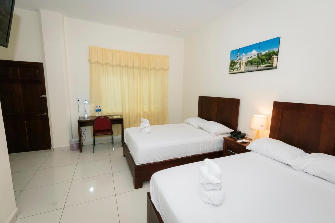 Hotel Mediterraneo Inn Santa Rosa de Lima Extérieur photo