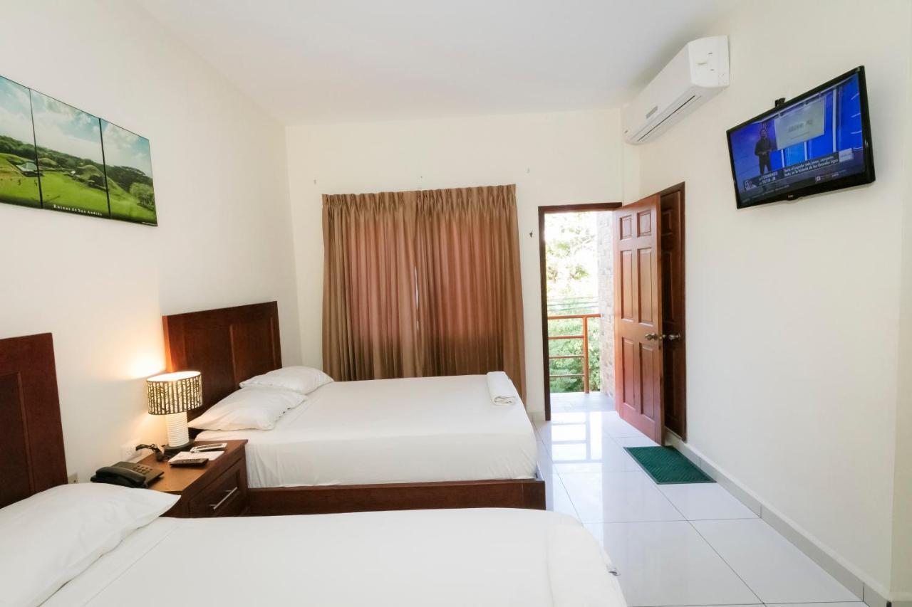 Hotel Mediterraneo Inn Santa Rosa de Lima Extérieur photo
